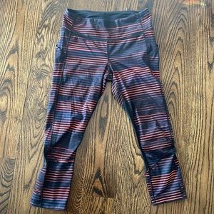 Lululemon cropped pants